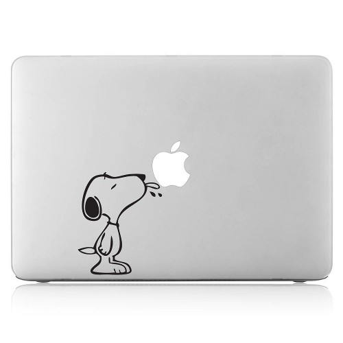 Snoopy licks apple Laptop / Macbook Vinyl Decal Sticker 